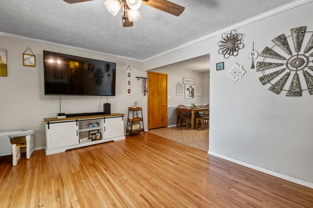 2335 Crest St, Augusta, KS 67010