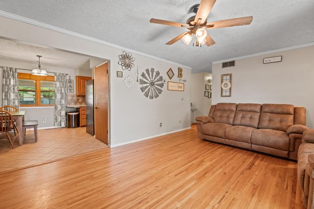 2335 Crest St, Augusta, KS 67010