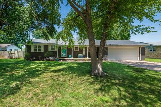 2335 Crest St, Augusta, KS 67010