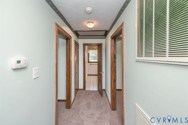 7641 Elko Rd, Sandston, VA 23150