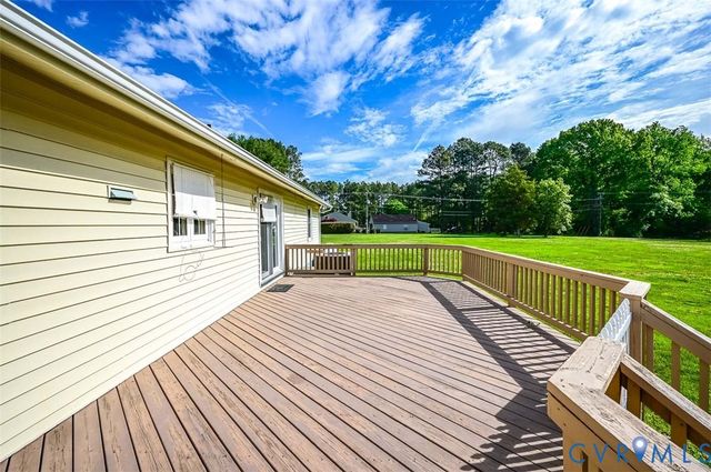 7641 Elko Rd, Sandston, VA 23150