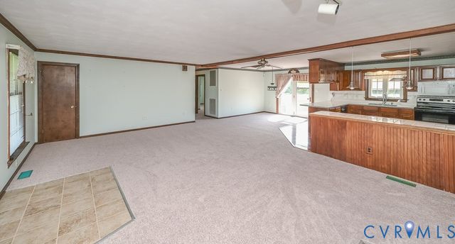 7641 Elko Rd, Sandston, VA 23150