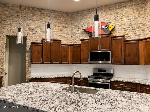 817 W ARDMORE Road, Phoenix, AZ 85041