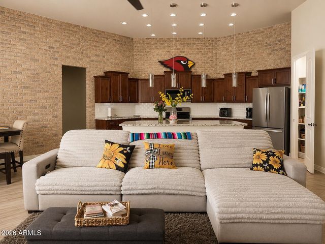 817 W ARDMORE Road, Phoenix, AZ 85041