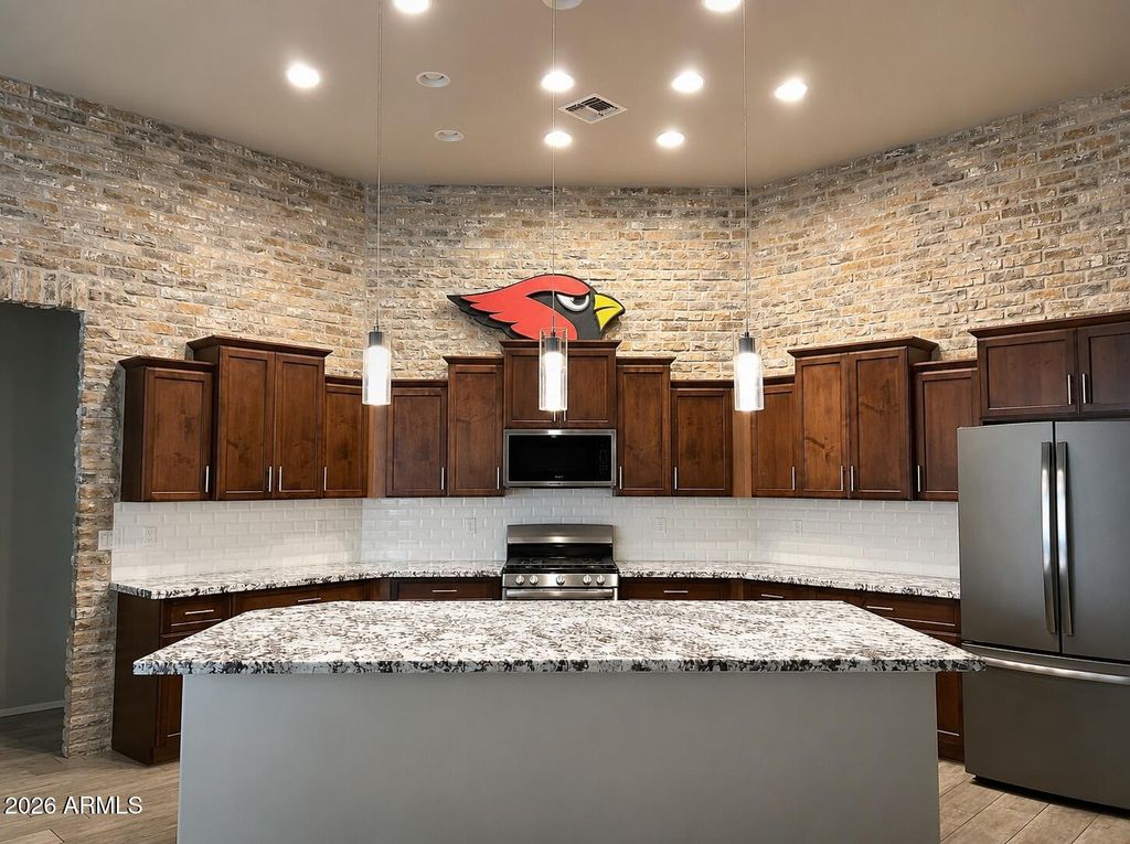 817 W ARDMORE Road, Phoenix, AZ 85041 — photo 4