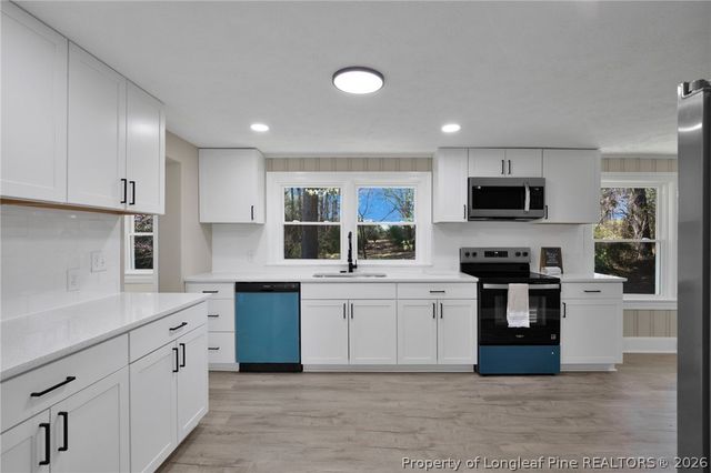 88 Hannah Creek Road, Four Oaks, NC 27524