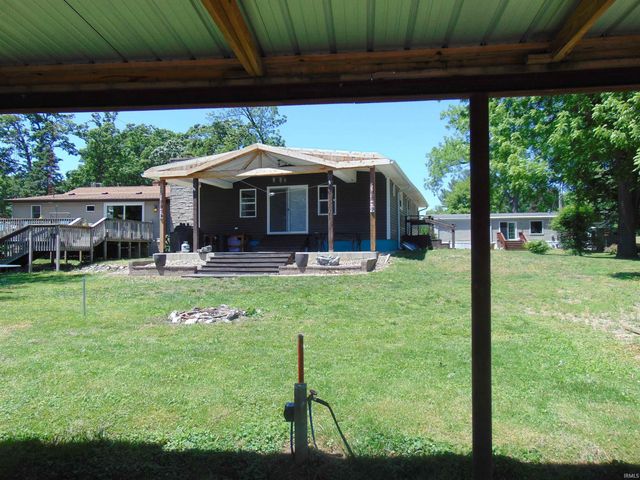 8983 N Shepards Park Avenue, Monticello, IN 47960