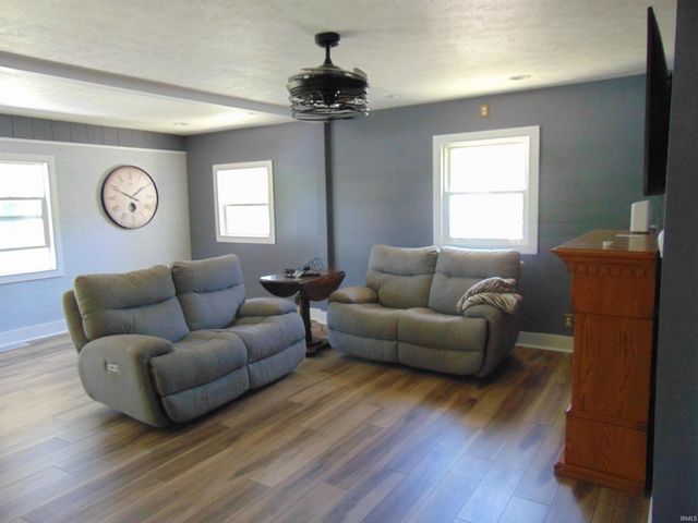 8983 N Shepards Park Avenue, Monticello, IN 47960