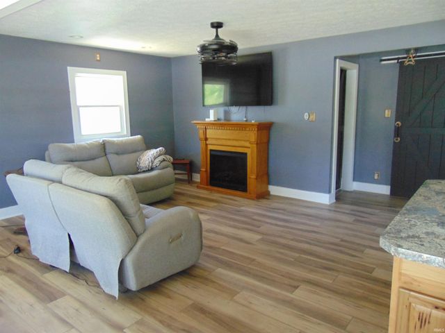 8983 N Shepards Park Avenue, Monticello, IN 47960