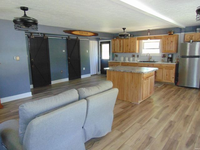 8983 N Shepards Park Avenue, Monticello, IN 47960