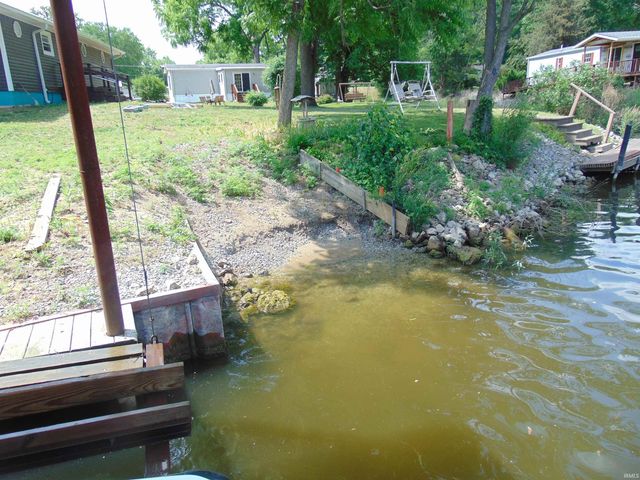 8983 N Shepards Park Avenue, Monticello, IN 47960