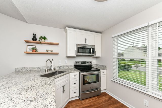 7200 Woodgate Drive, Fishers, IN 46038
