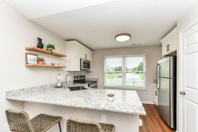 7200 Woodgate Drive, Fishers, IN 46038