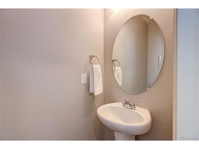 237 S Old Hammer, Aurora, CO 80018