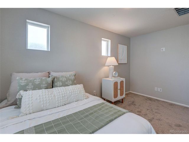 237 S Old Hammer, Aurora, CO 80018