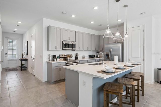 634 LONGBOAT DRIVE, Davenport, FL 33896