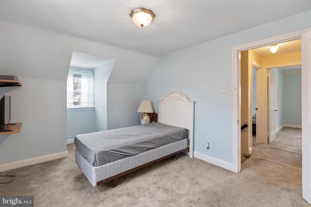 5 HIGHLAND AVE, Flourtown, PA 19031