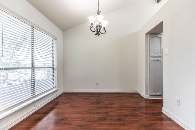 7031 Holly Hill Drive 10, Dallas, TX 75231