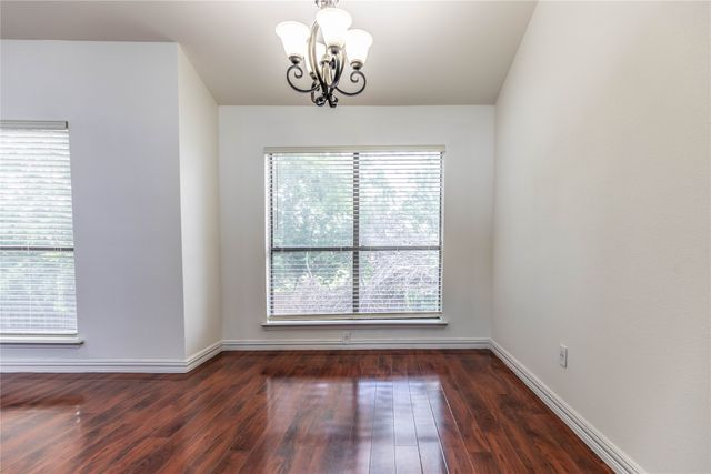 7031 Holly Hill Drive 10, Dallas, TX 75231
