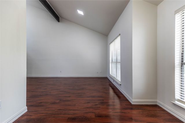 7031 Holly Hill Drive 10, Dallas, TX 75231