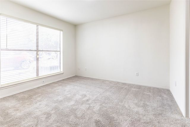 7031 Holly Hill Drive 10, Dallas, TX 75231