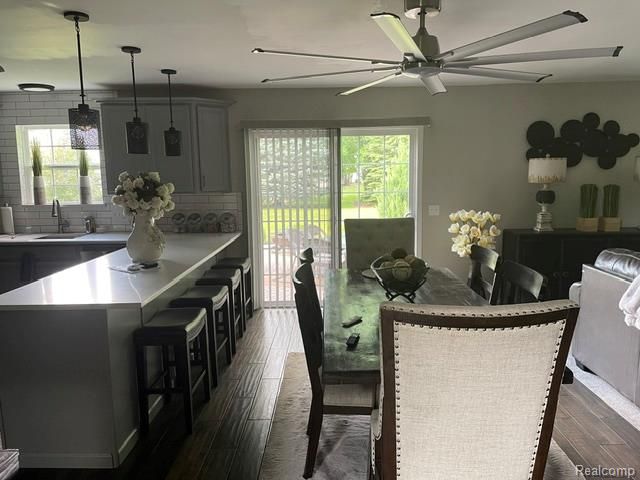 5827 Woodfield Parkway, Grand Blanc, MI 48439