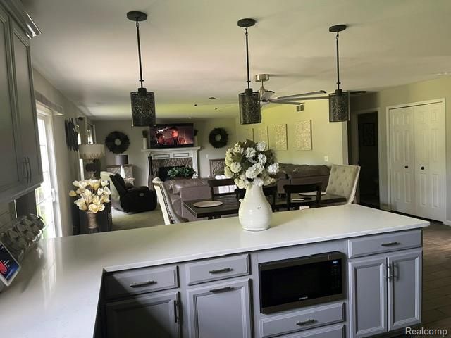 5827 Woodfield Parkway, Grand Blanc, MI 48439