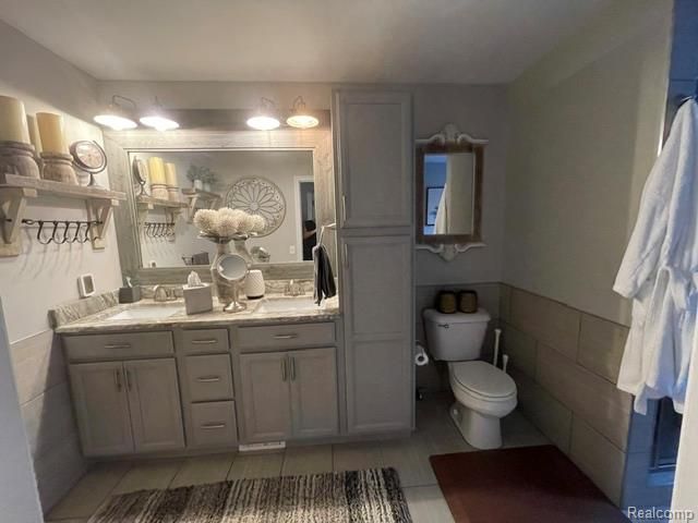 5827 Woodfield Parkway, Grand Blanc, MI 48439