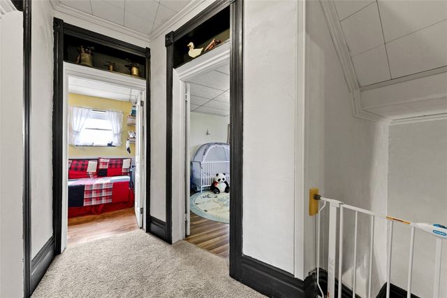 407 E Green St, Connellsville, PA 15425