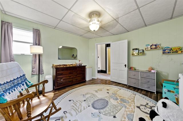 407 E Green St, Connellsville, PA 15425