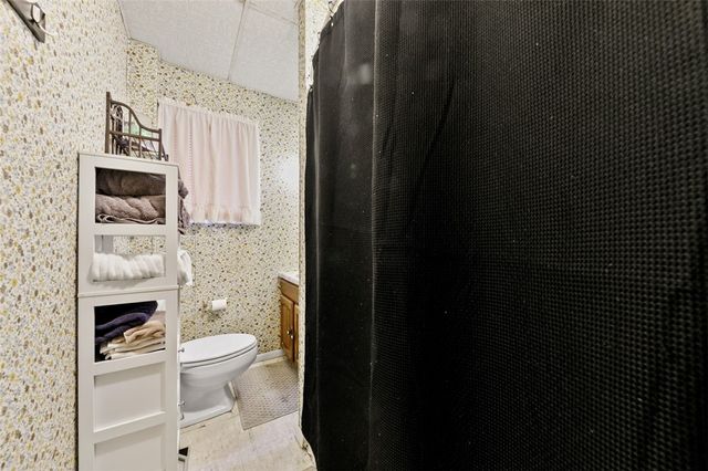 407 E Green St, Connellsville, PA 15425