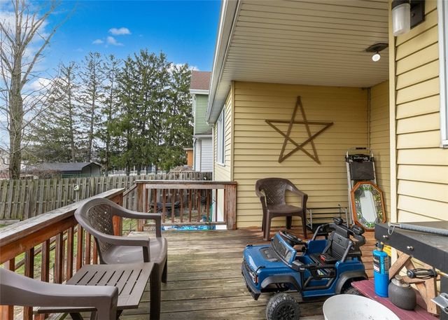 407 E Green St, Connellsville, PA 15425