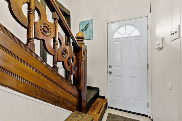 407 E Green St, Connellsville, PA 15425