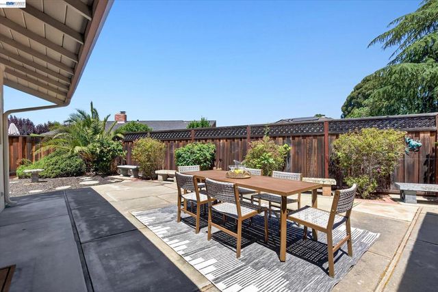 446 Pismo Ct, Livermore, CA 94550