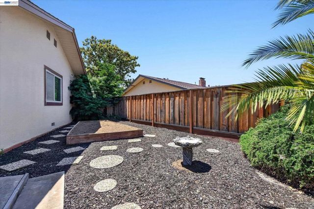 446 Pismo Ct, Livermore, CA 94550