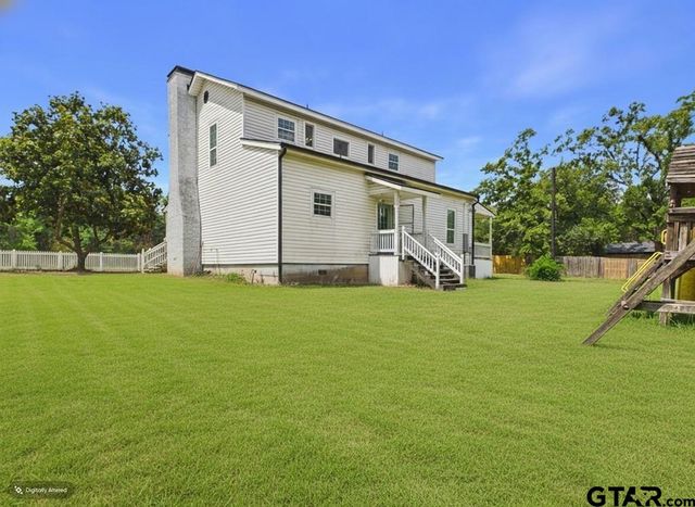 7574 ST HWY 64, Ben Wheeler, TX 75754