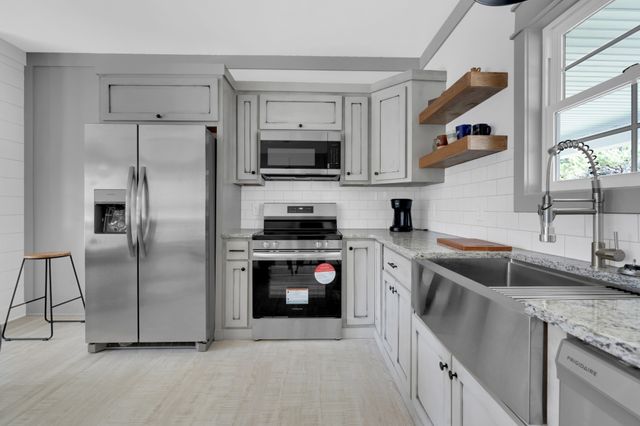 555 Ghea Rd, Normandy, TN 37360