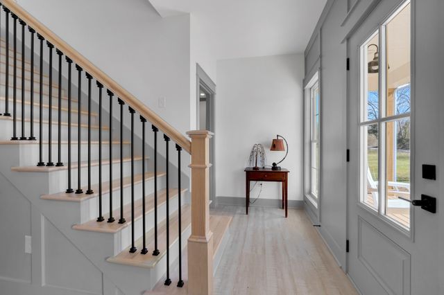 555 Ghea Rd, Normandy, TN 37360