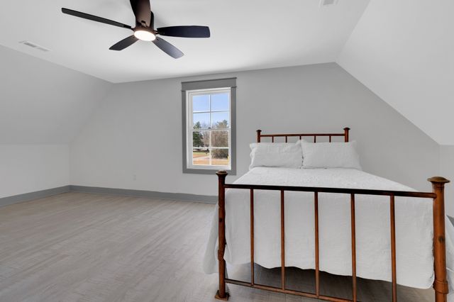 555 Ghea Rd, Normandy, TN 37360