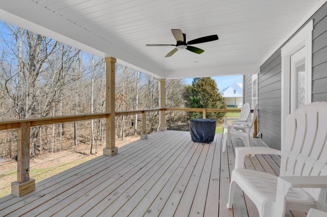 555 Ghea Rd, Normandy, TN 37360