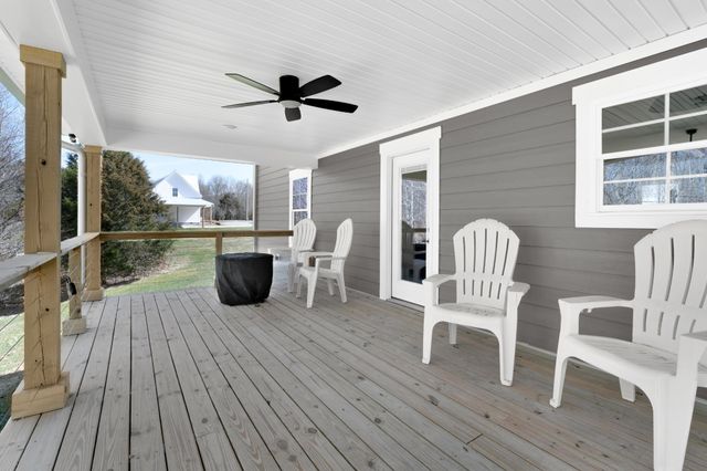 555 Ghea Rd, Normandy, TN 37360