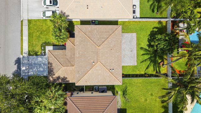 6878 NW 33rd Street, Margate, FL 33063