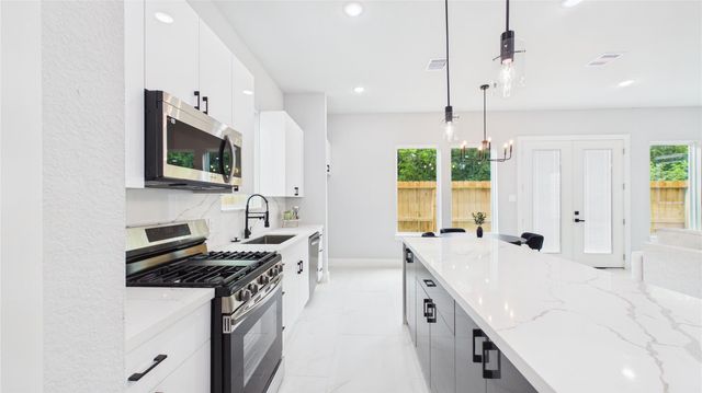 3748 Corder Street, Houston, TX 77021