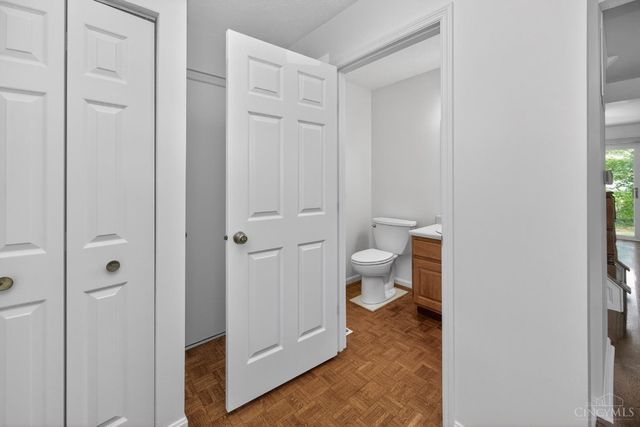 6355 Corbly Road, Cincinnati, OH 45230
