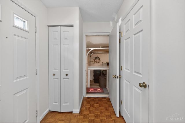 6355 Corbly Road, Cincinnati, OH 45230