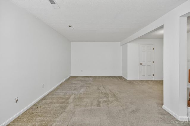 6355 Corbly Road, Cincinnati, OH 45230