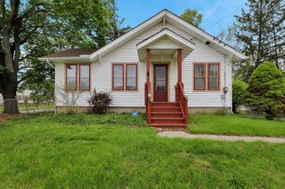 4308 Pleasant Grove Road, Lansing City, MI 48910