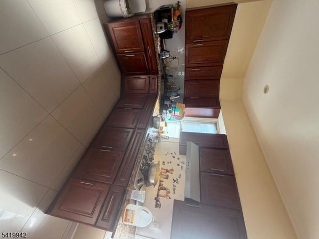 78 Duer St, North Plainfield Boro, NJ 07060