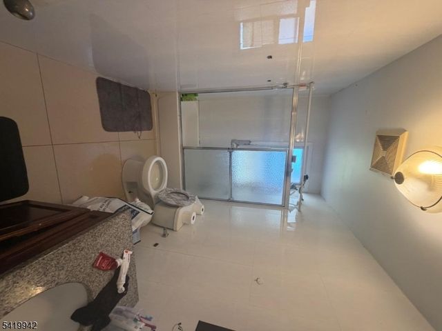 78 Duer St, North Plainfield Boro, NJ 07060