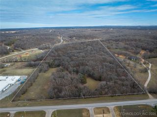 Hwy 82 S, Locust Grove, OK 74352